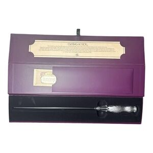 Universal Epic Universe Cosme Acajor Exclusive Interactive Wand - Holly